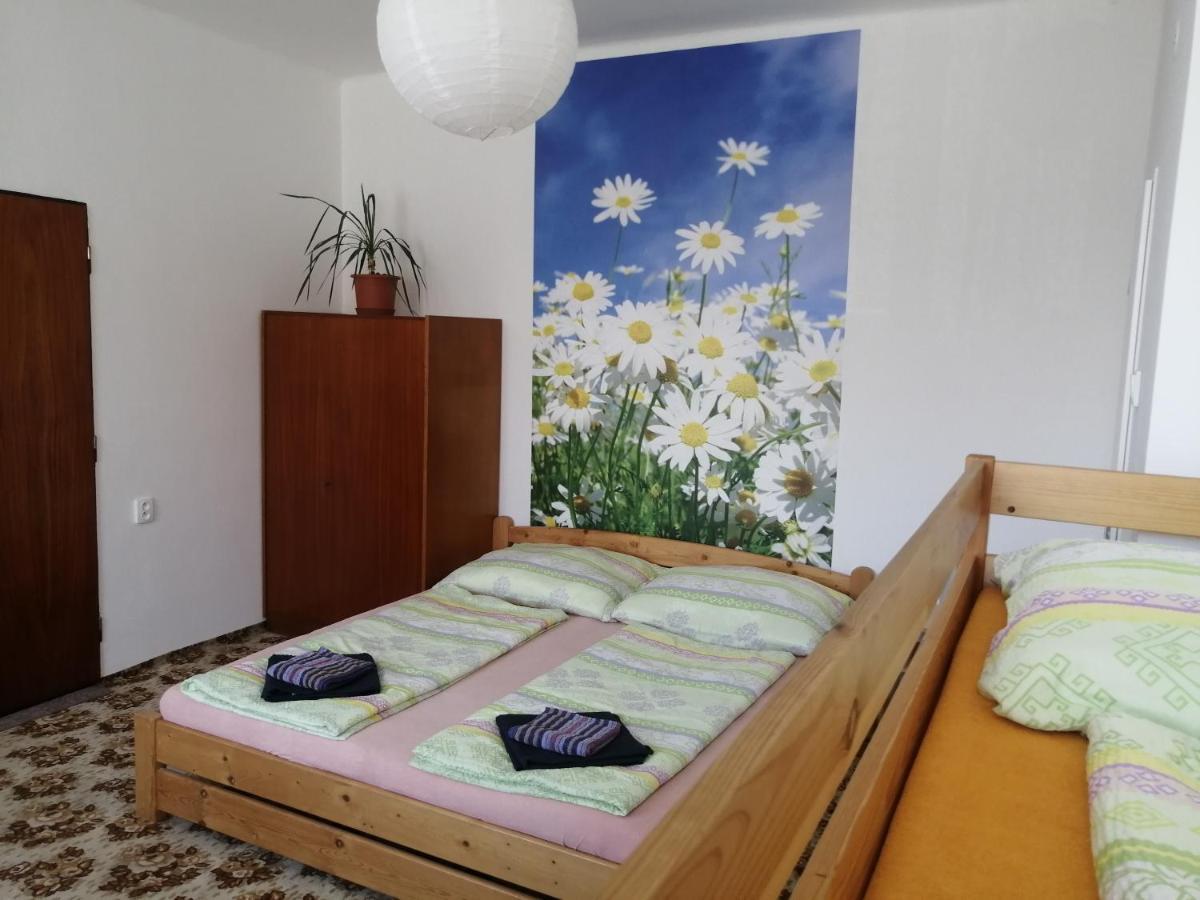 U Ladi Daire Bulhary Dış mekan fotoğraf