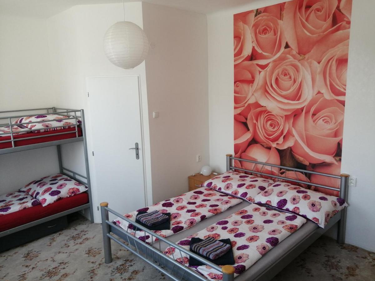 U Ladi Daire Bulhary Dış mekan fotoğraf