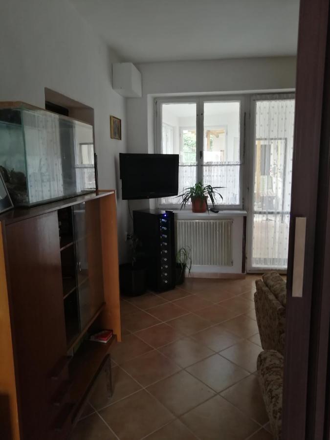 U Ladi Daire Bulhary Dış mekan fotoğraf